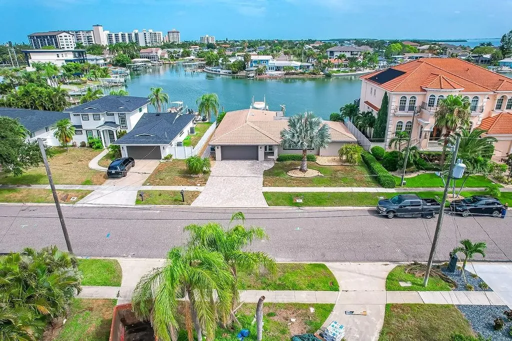340 Palm Island NE Clearwater Beach FL 33767