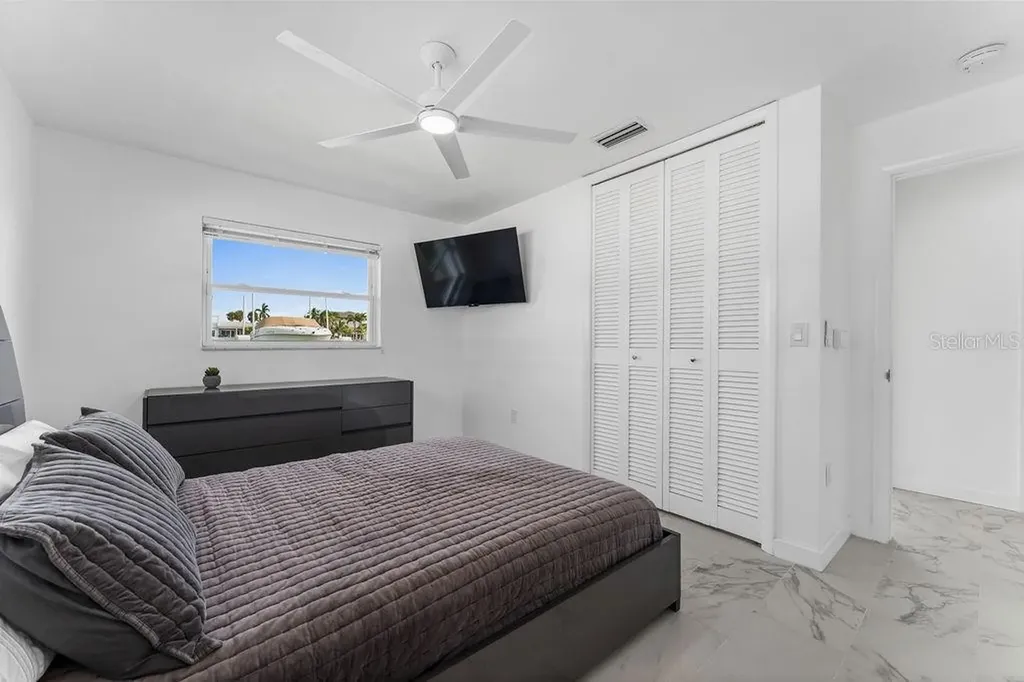 340 Palm Island NE Clearwater Beach FL 33767