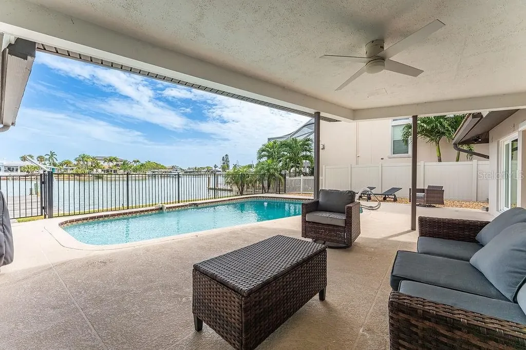 340 Palm Island NE Clearwater Beach FL 33767