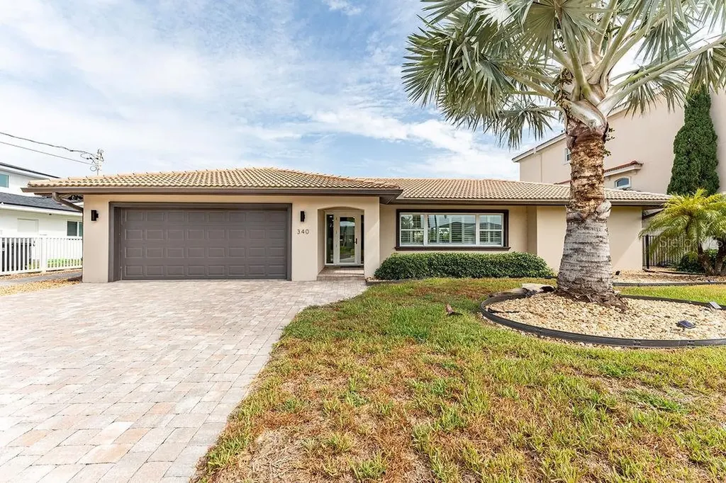 340 Palm Island NE Clearwater Beach FL 33767