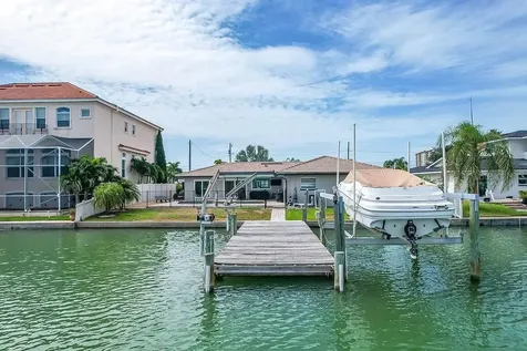 340 Palm Island NE Clearwater Beach FL 33767