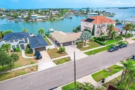 340 Palm Island NE Clearwater Beach FL 33767