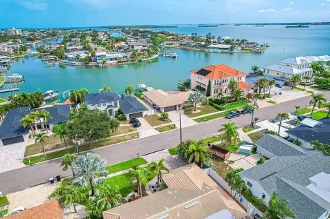 340 Palm Island NE Clearwater Beach FL 33767