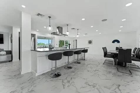 340 Palm Island NE Clearwater Beach FL 33767