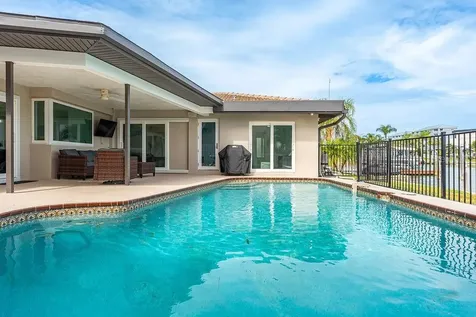 340 Palm Island NE Clearwater Beach FL 33767