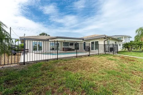 340 Palm Island NE Clearwater Beach FL 33767
