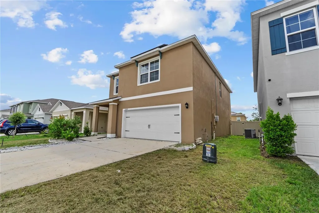 1264 Cascades Avenue Davenport FL 33837