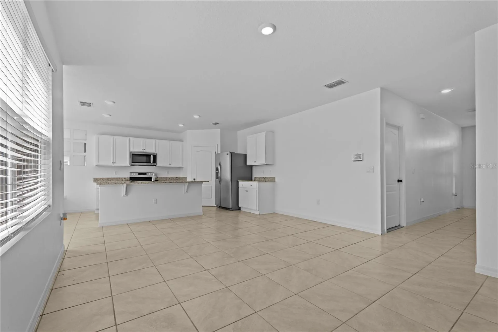 1264 Cascades Avenue Davenport FL 33837