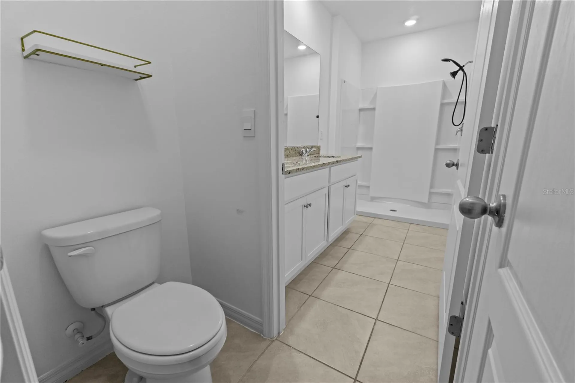 1264 Cascades Avenue Davenport FL 33837
