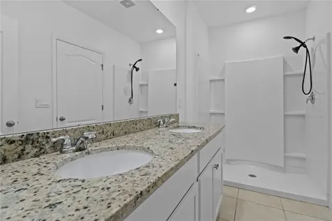 1264 Cascades Avenue Davenport FL 33837