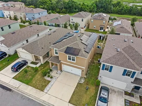 1264 Cascades Avenue Davenport FL 33837