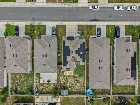 1264 Cascades Avenue Davenport FL 33837