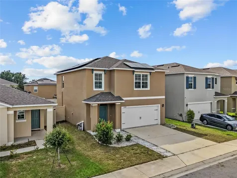 1264 Cascades Avenue Davenport FL 33837