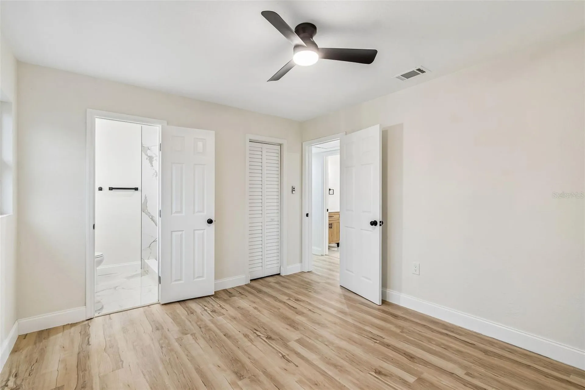 6781 33rd Avenue N St Petersburg FL 33710