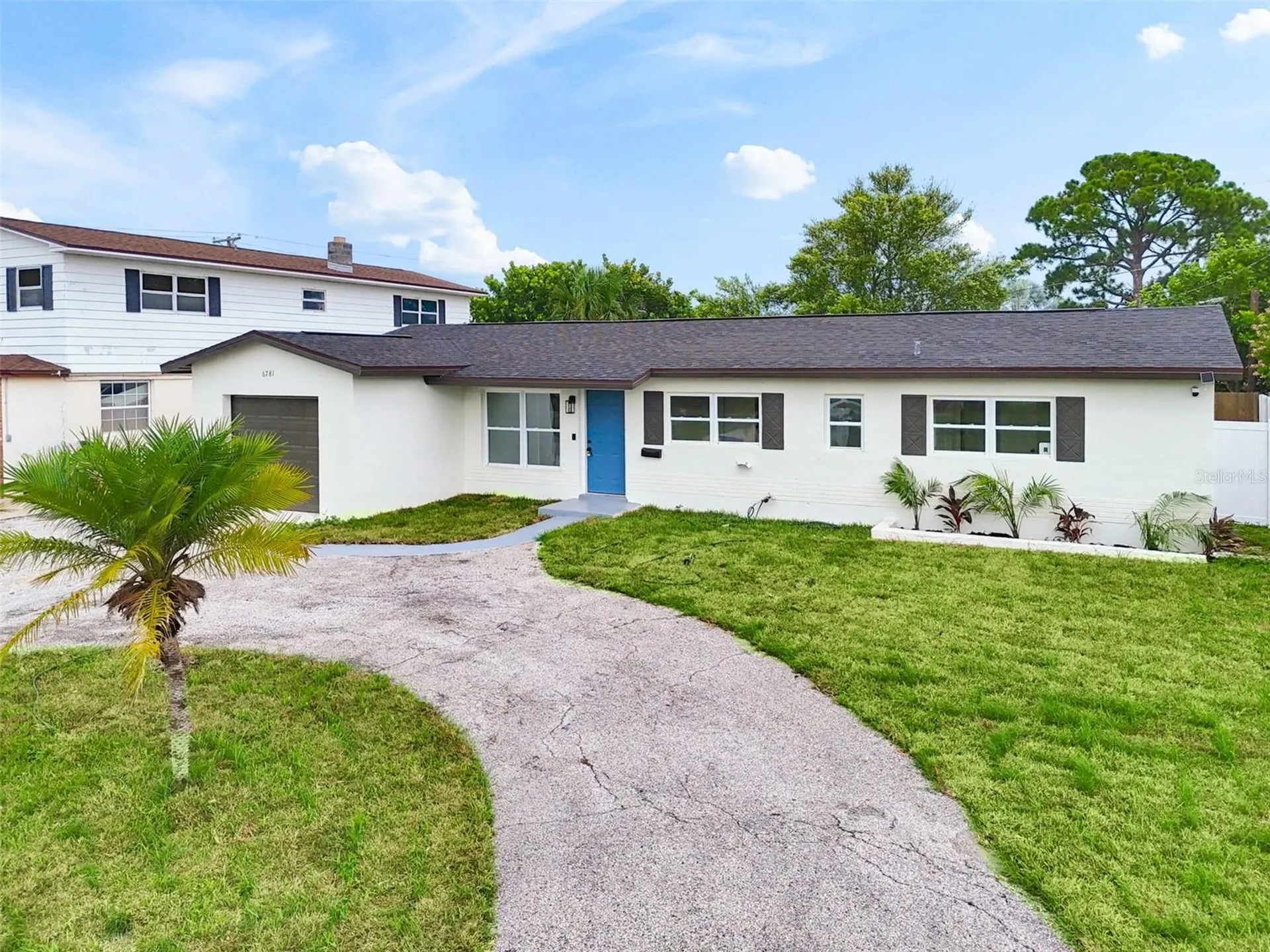 6781 33rd Avenue N St Petersburg FL 33710