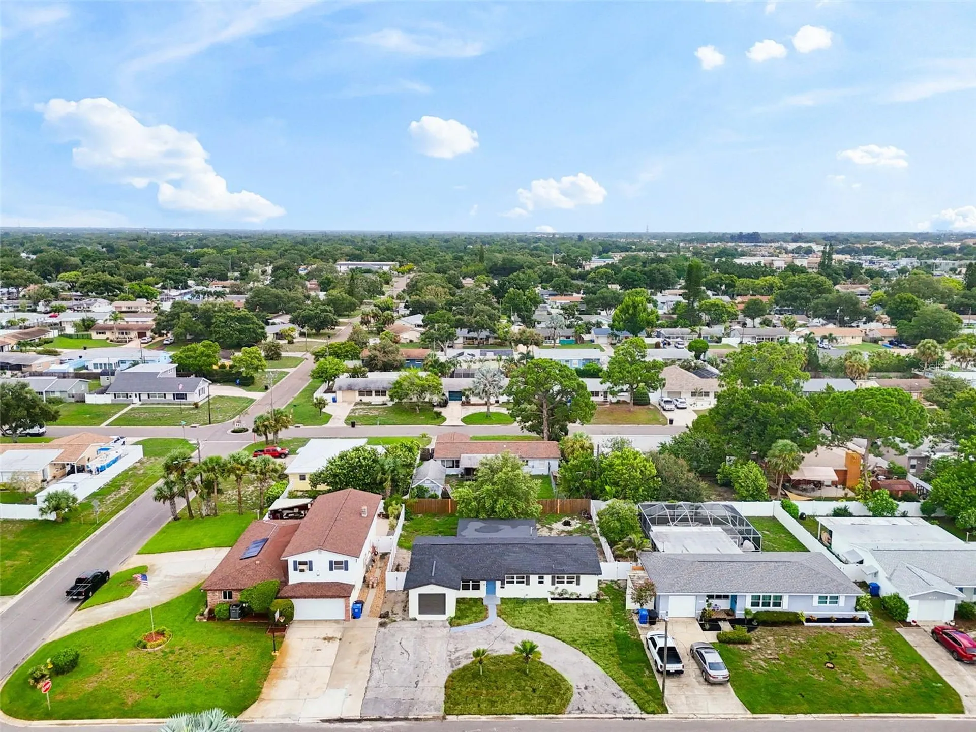 6781 33rd Avenue N St Petersburg FL 33710