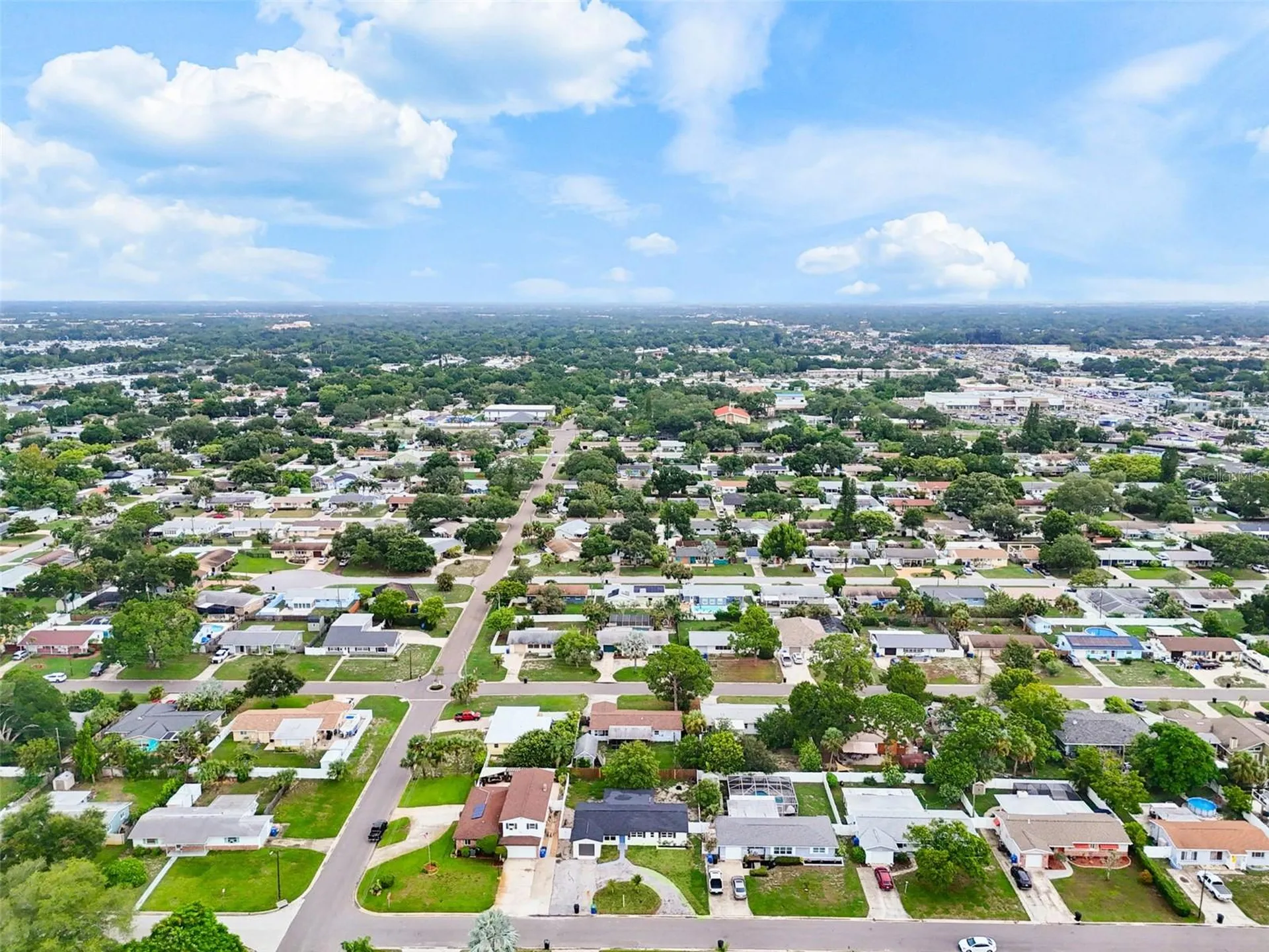 6781 33rd Avenue N St Petersburg FL 33710