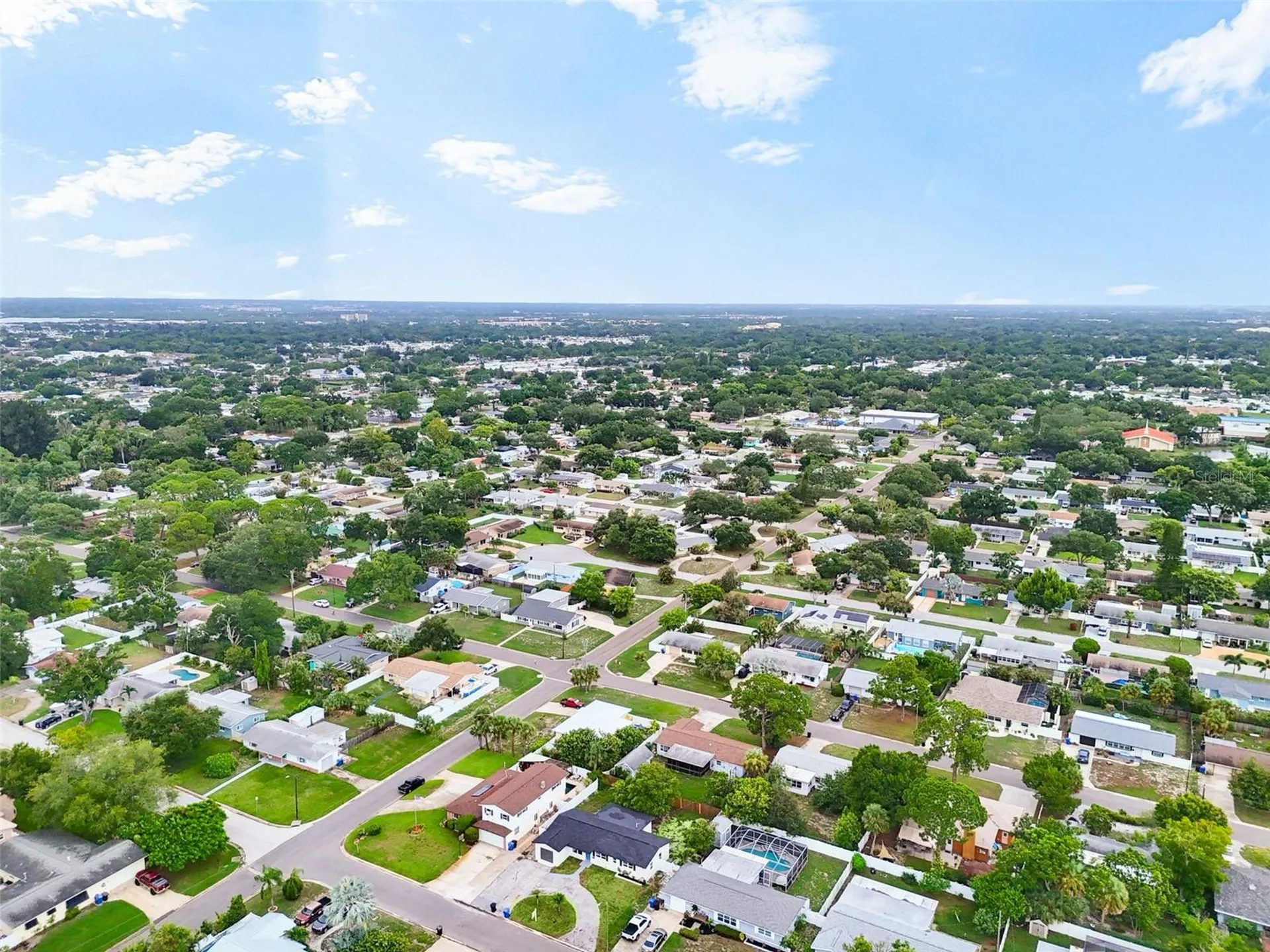 6781 33rd Avenue N St Petersburg FL 33710