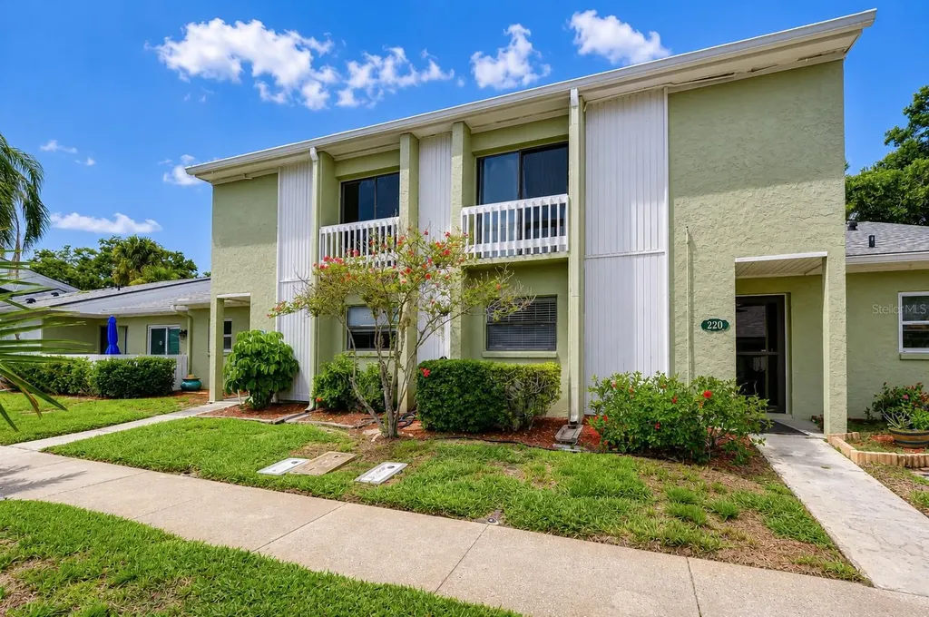 230 Cypress Place Oldsmar FL 34677