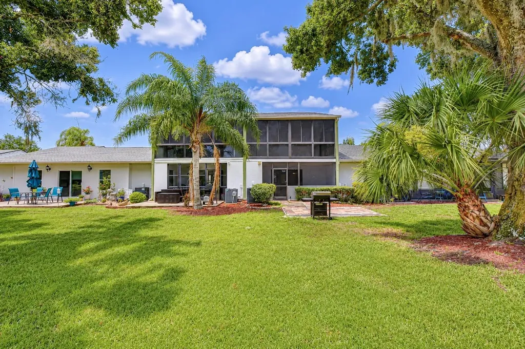 230 Cypress Place Oldsmar FL 34677