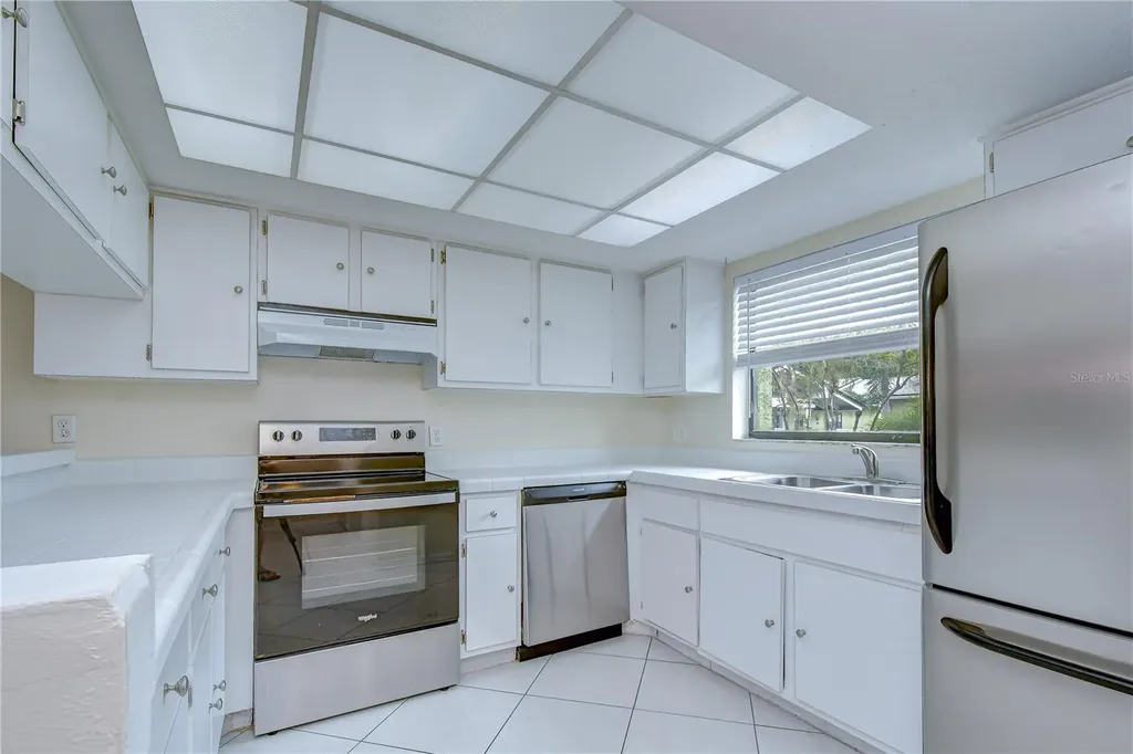 230 Cypress Place Oldsmar FL 34677