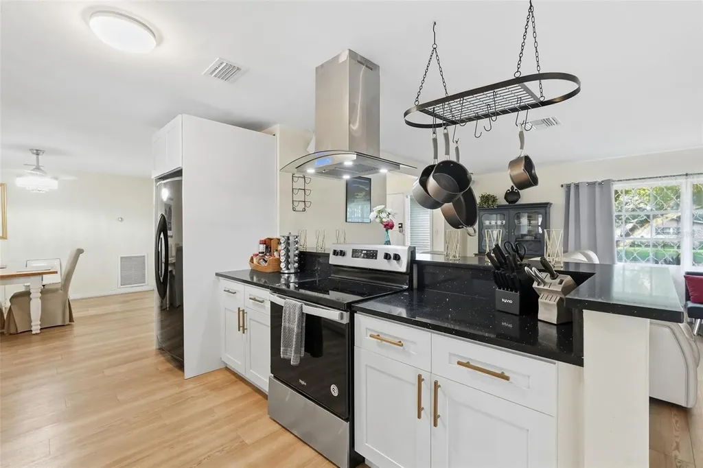 764 Forest Glen Road Clearwater FL 33765