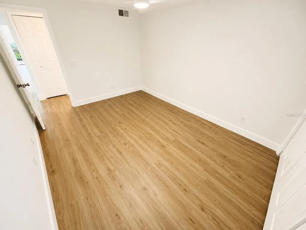 4702 Sutton Terrace Orlando FL 32811
