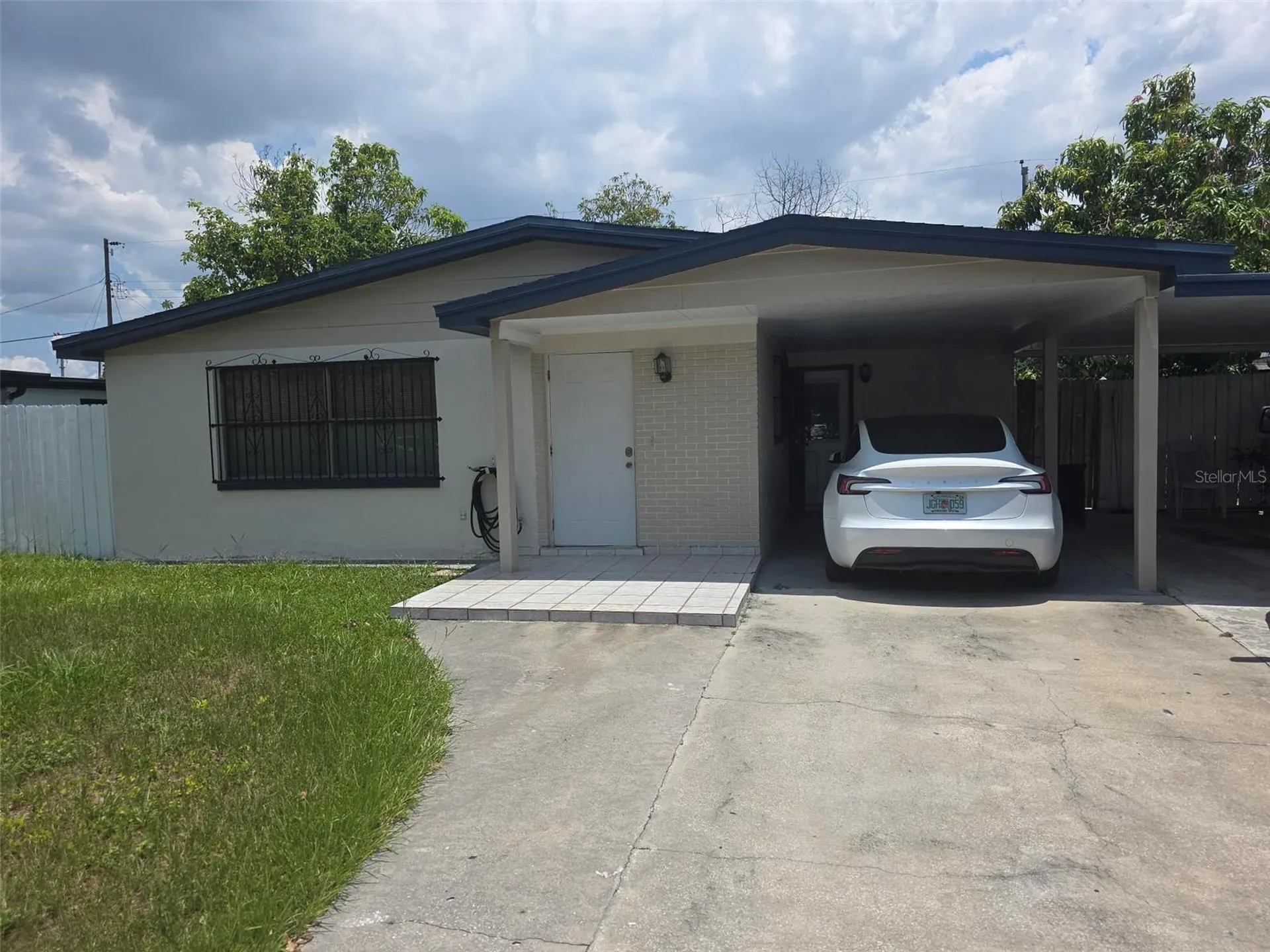 6015 N Manhattan Avenue Tampa FL 33614