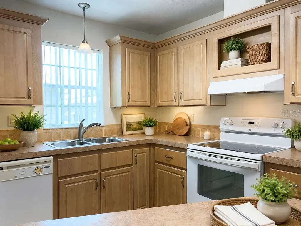 1503 23rd Avenue W Bradenton FL 34205