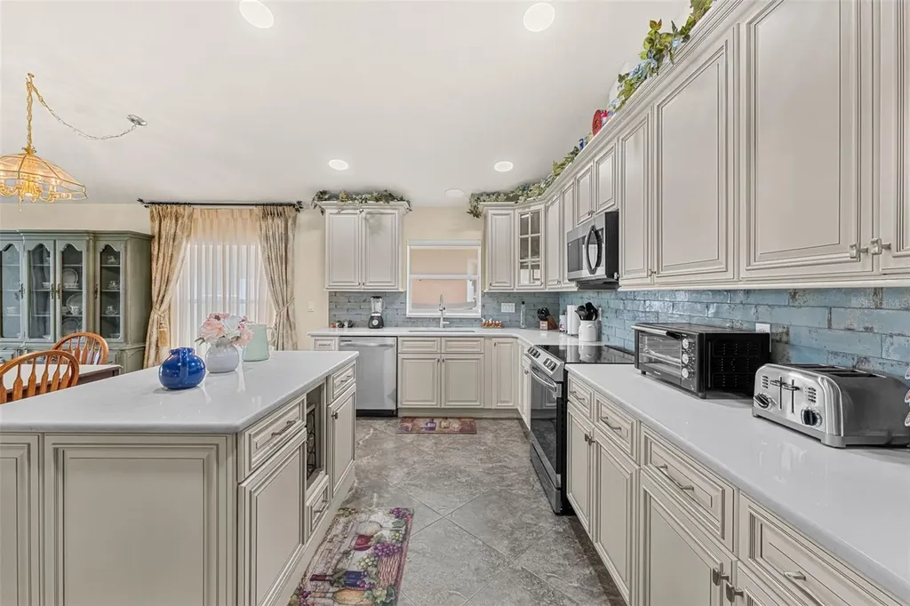 2868 Oconnell Drive Kissimmee FL 34741
