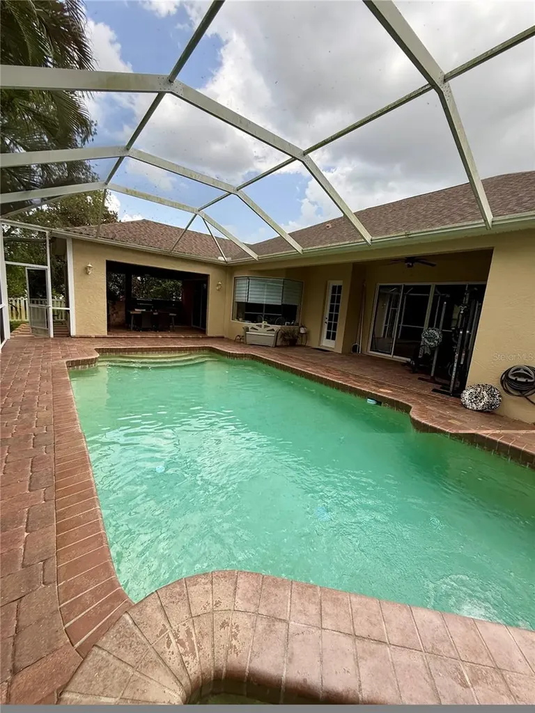 11805 Soft Rush Terrace Bradenton FL 34202