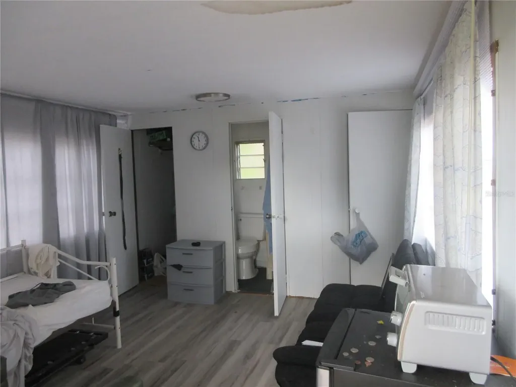 787 SE 162nd Terrace Silver Springs FL 34488