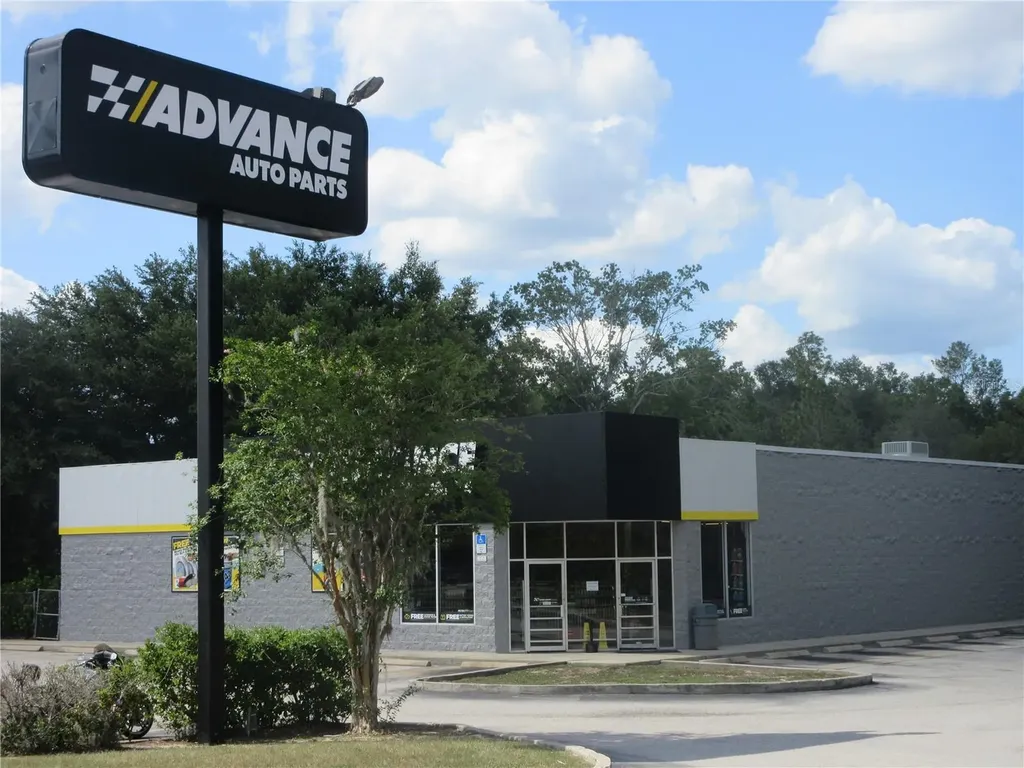 787 SE 162nd Terrace Silver Springs FL 34488
