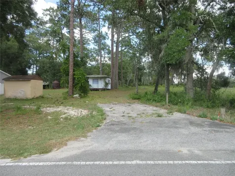 787 SE 162nd Terrace Silver Springs FL 34488