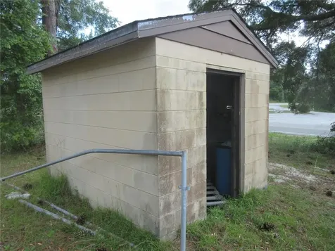 787 SE 162nd Terrace Silver Springs FL 34488