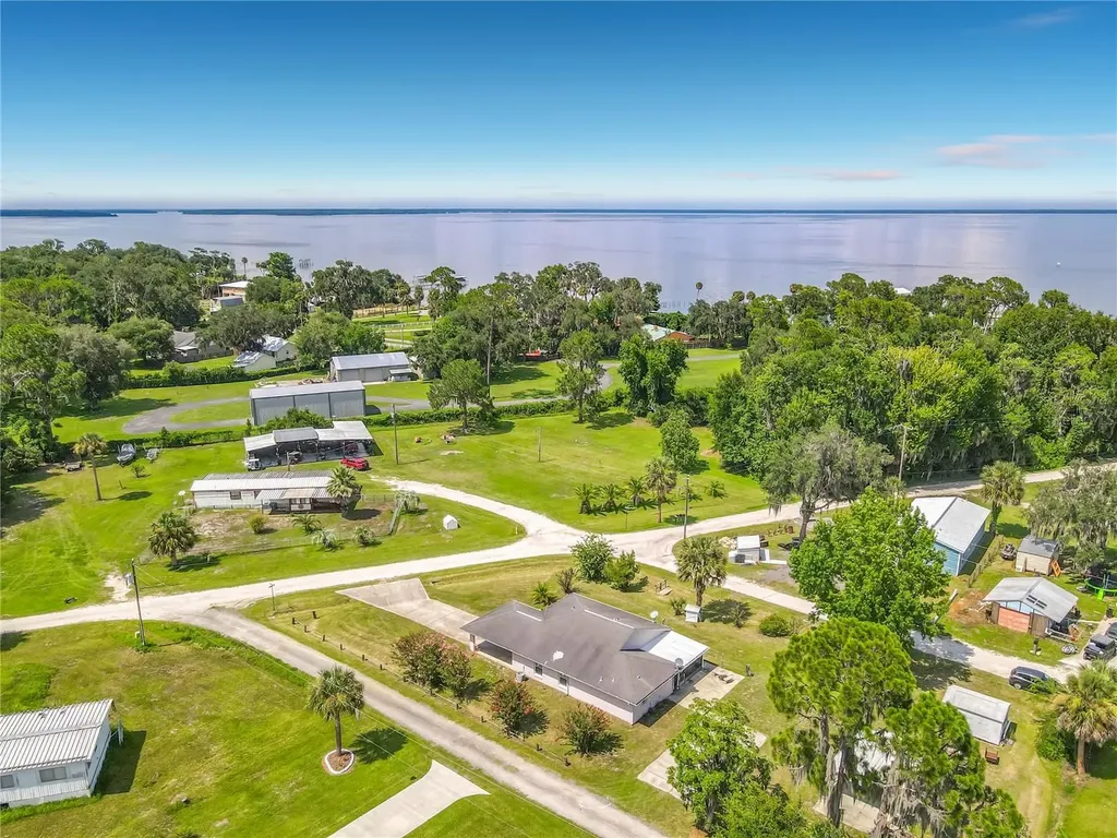 30620 NE 95th Place Fort Mc Coy FL 32134