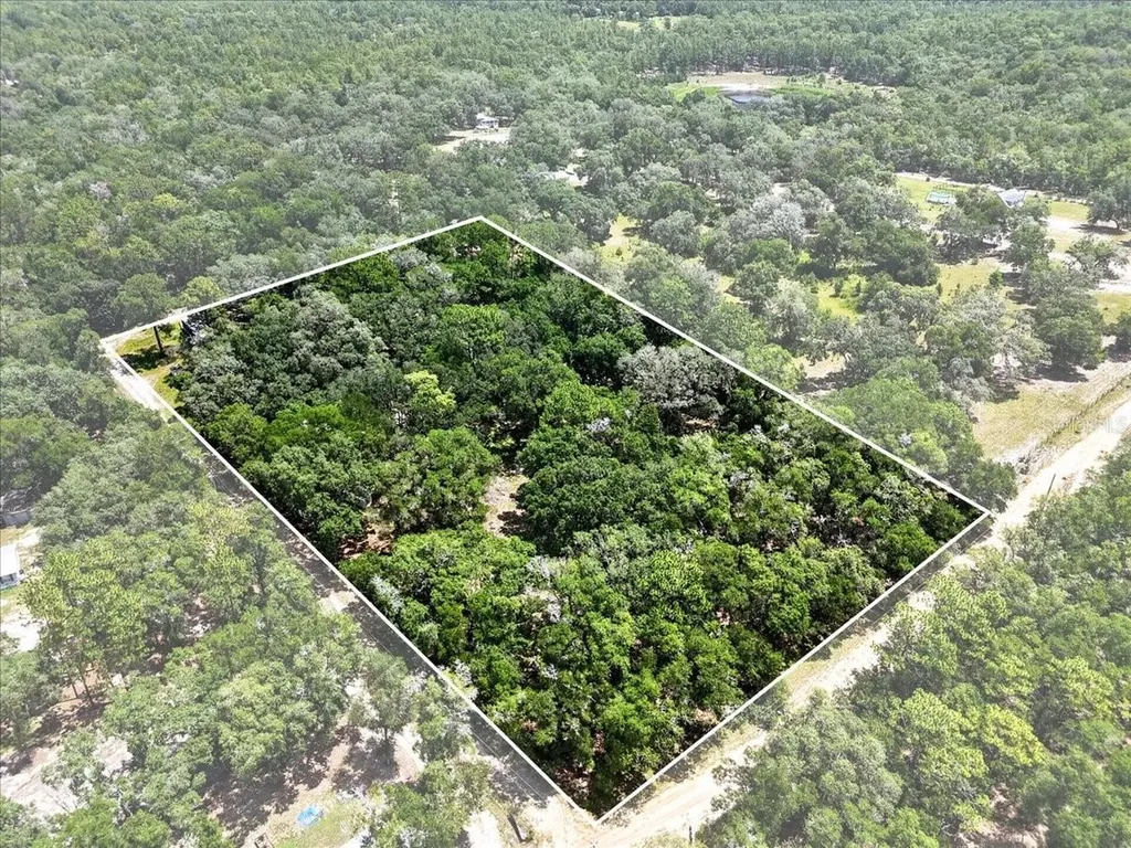 130 Windy Hills Road Hawthorne FL 32640