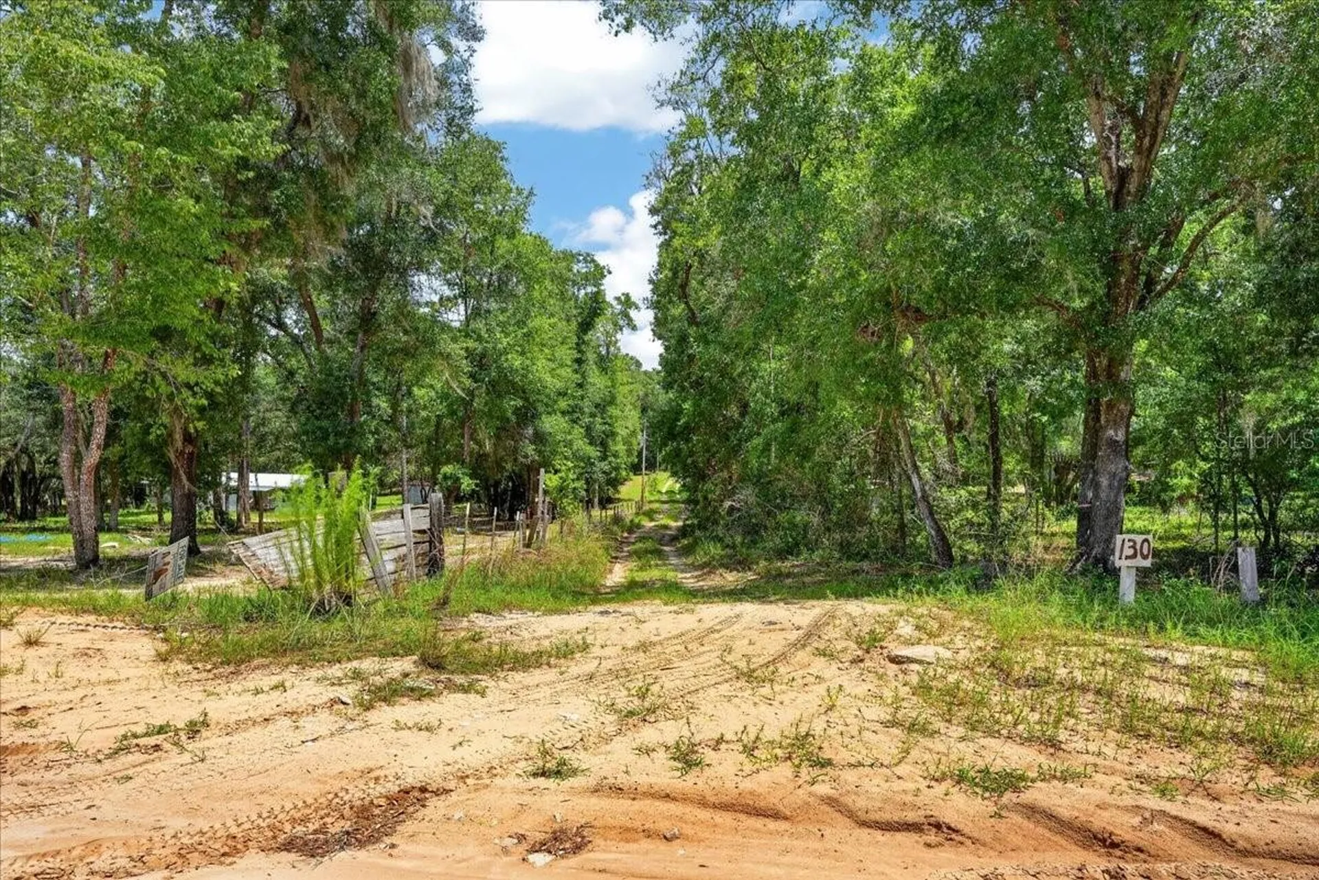 130 Windy Hills Road Hawthorne FL 32640