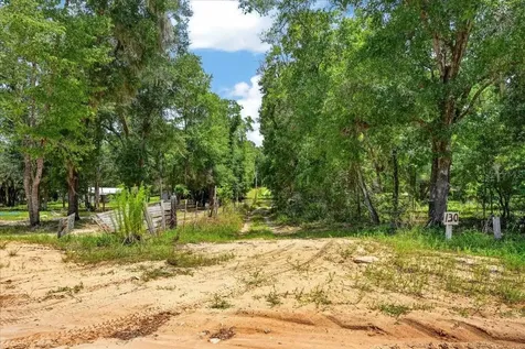 130 Windy Hills Road Hawthorne FL 32640