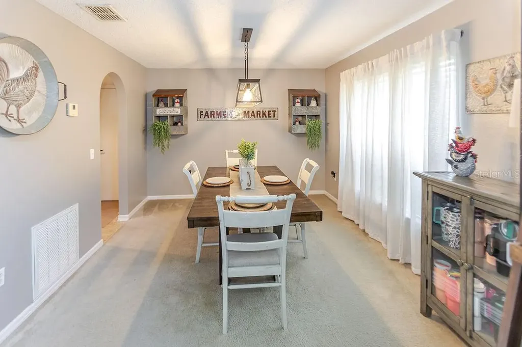 11083 Maybird Avenue Weeki Wachee FL 34613