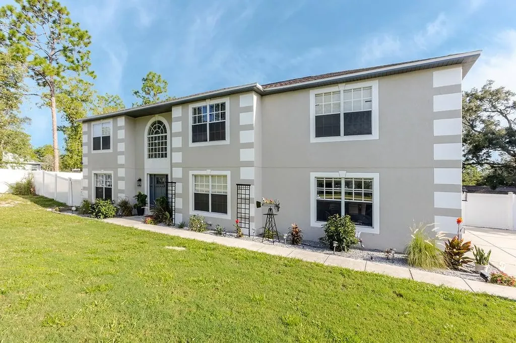 11083 Maybird Avenue Weeki Wachee FL 34613