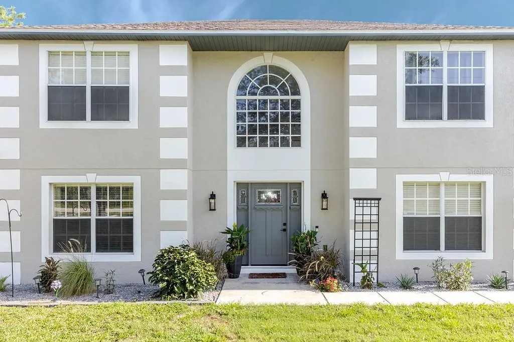 11083 Maybird Avenue Weeki Wachee FL 34613