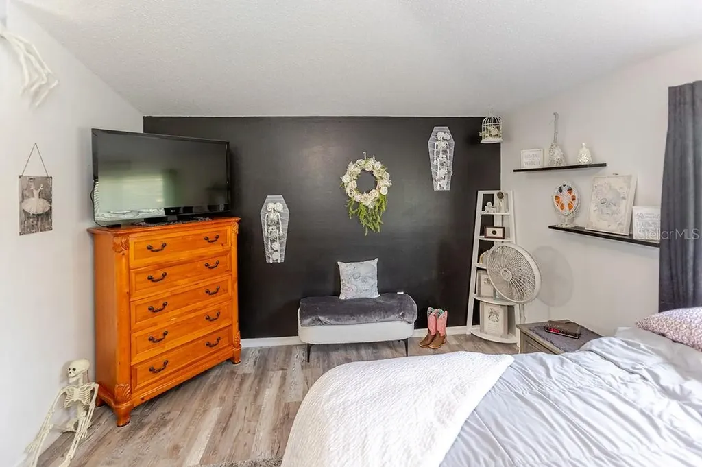 11083 Maybird Avenue Weeki Wachee FL 34613
