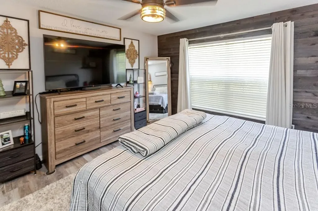 11083 Maybird Avenue Weeki Wachee FL 34613