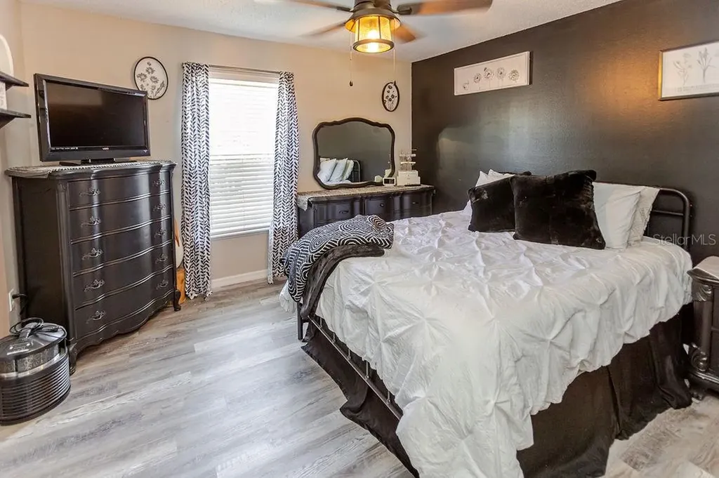 11083 Maybird Avenue Weeki Wachee FL 34613
