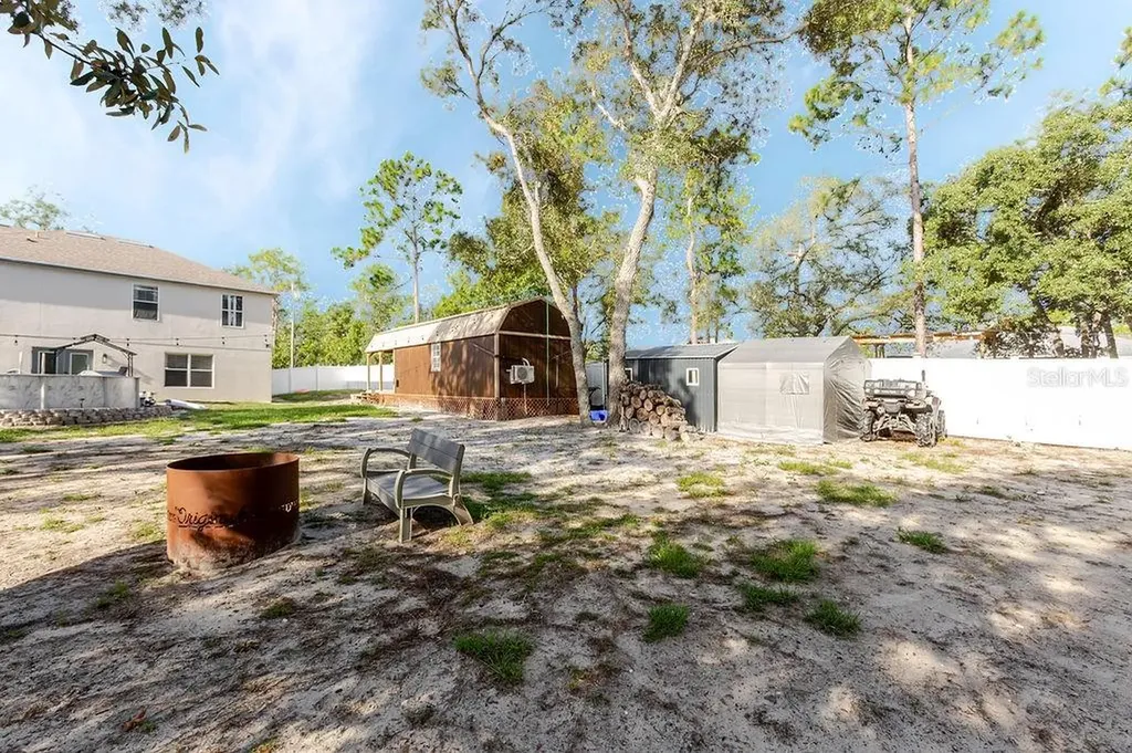 11083 Maybird Avenue Weeki Wachee FL 34613