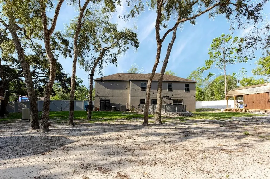 11083 Maybird Avenue Weeki Wachee FL 34613