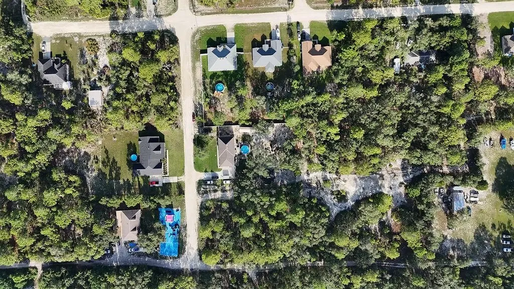 11083 Maybird Avenue Weeki Wachee FL 34613