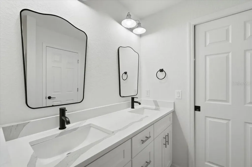 318 Eucalyptus Road Lake Wales FL 33898