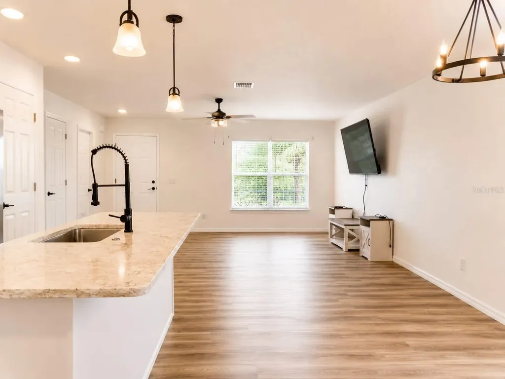 318 Eucalyptus Road Lake Wales FL 33898